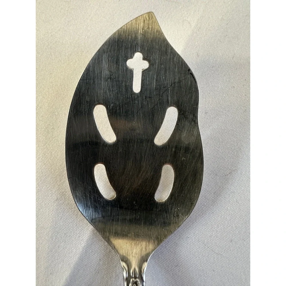 National Silverplate NORMA Japan Pierced Serving Spoon‎ Leaf Design